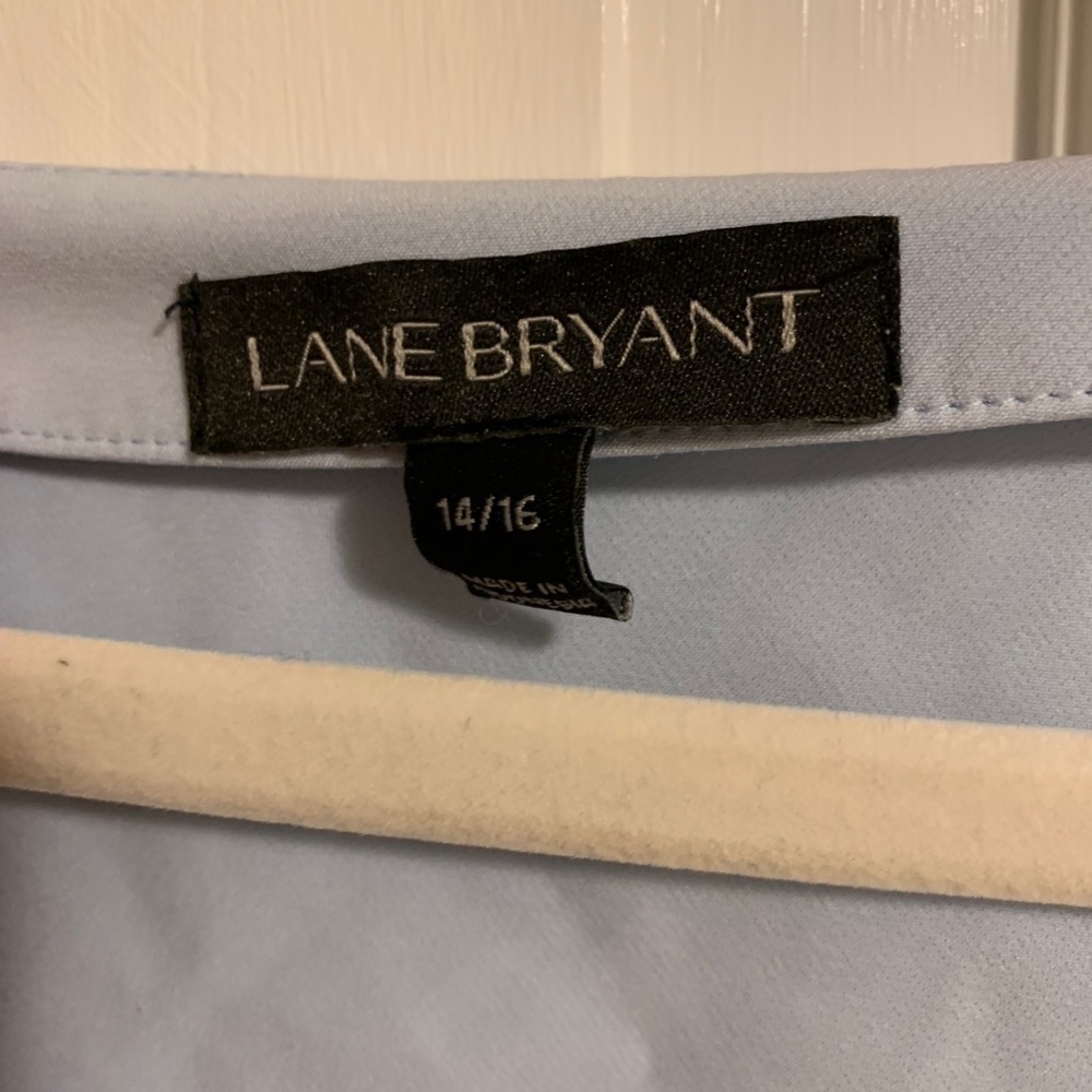 NWOT! Lane Bryant Vneck blue blouse - Picture 2 of 4